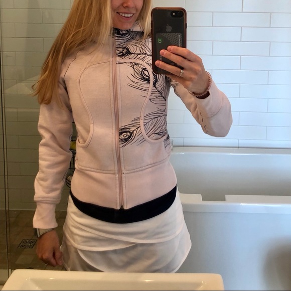 Lululemon hoodie Sweater - Picture 7 of 11